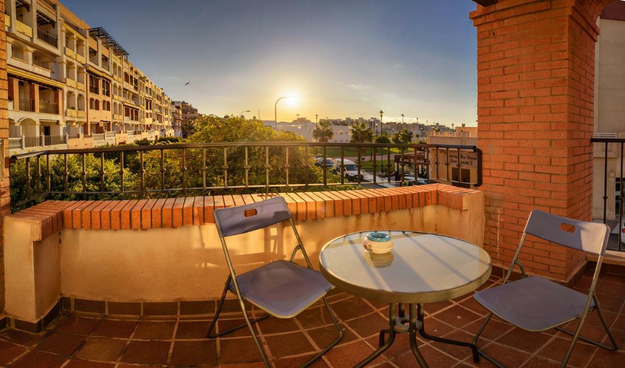 Apartamento 90 M2 En La Mejor Zona De Roquetas Рокетас де Мар Екстериор снимка